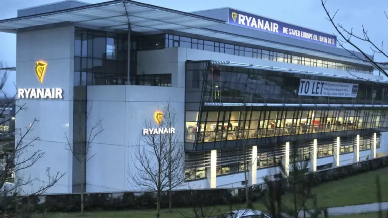 ryanair headquarters