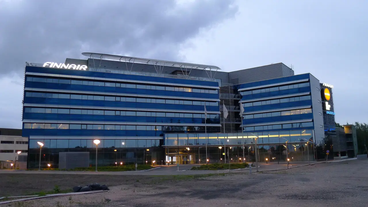 finnair headquarters