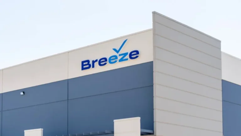 breeze airways headquarters
