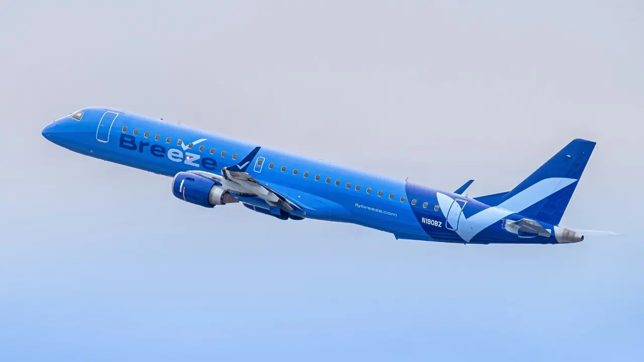 where does breeze airways fly