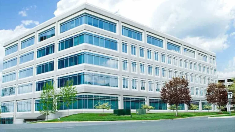 juneyao-air-headquarters