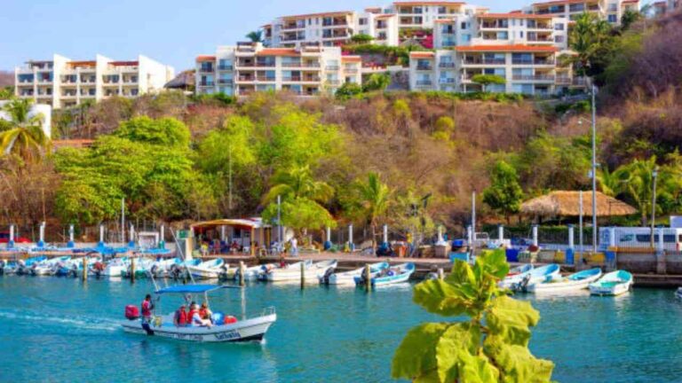 Bahas de Huatulco