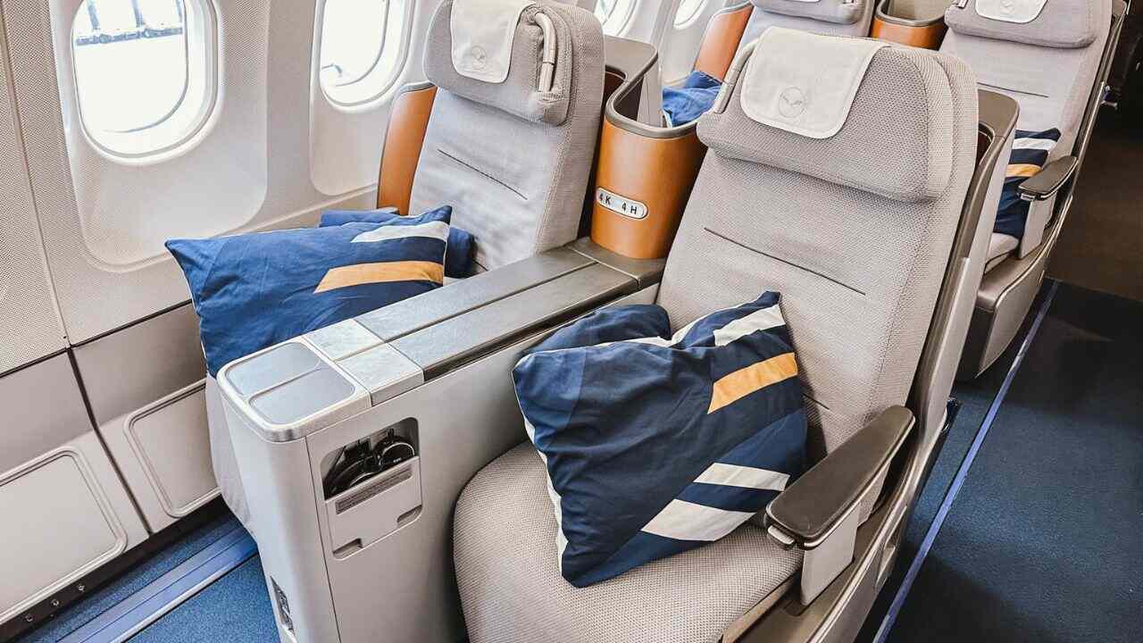 Lufthansa Business Class fare classes and seat fees