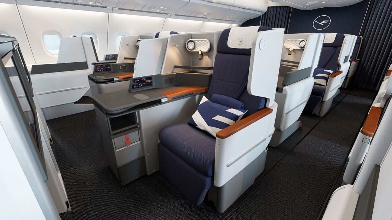 Lufthansa Business Class seats and cabin